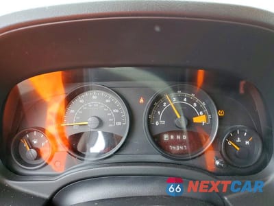 Zdjęcie 9 z 13 samochodu: 2016 JEEP PATRIOT SPORT VIN:1C4NJPBA4GD719899 - miniatura