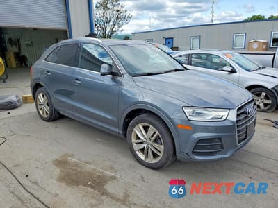 Czwarte zdjęcie samochodu z boku: 2017 AUDI Q3 PREMIUM PLUS VIN:WA1JCCFS5HR004200 - miniatura
