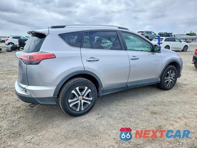 Trzecie zdjęcie samochodu z tyłu: 2017 TOYOTA RAV4 LE VIN:2T3ZFREV6HW366891 - miniatura