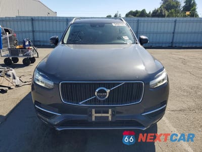 Piąte zdjęcie samochodu w środku: 2016 VOLVO XC90 T6 VIN:YV4A22PK8G1044816 - miniatura