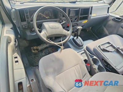 Zdjęcie 8 z 14 samochodu: 2019 ISUZU NPR HD BOX TRUCK VIN:54DB4W1B0KS811347 - miniatura