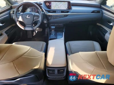Zdjęcie 8 z 12 samochodu: 2019 LEXUS ES 350 VIN:58ABZ1B13KU033729 - miniatura