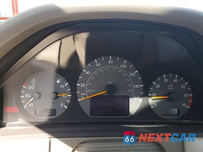 Zdjęcie 9 z 12 samochodu: 2002 MERCEDES-BENZ E 320 4MATIC VIN:WDBJF82JX2X064403 - miniatura