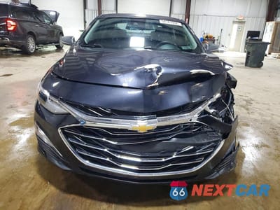 Piąte zdjęcie samochodu w środku: 2023 CHEVROLET MALIBU LS VIN:1G1ZB5ST8PF116911 - miniatura