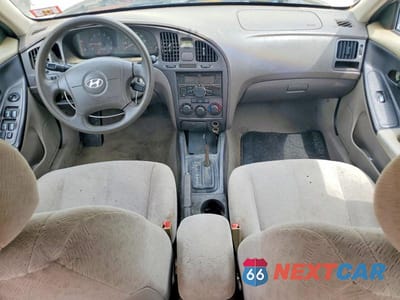 Zdjęcie 8 z 12 samochodu: 2005 HYUNDAI ELANTRA GLS VIN:KMHDN46D75U154513 - miniatura