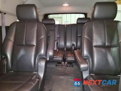 Zdjęcie 10 z 13 samochodu: 2012 CHEVROLET SUBURBAN K1500 LT VIN:1GNSKJE79CR249564 - miniatura