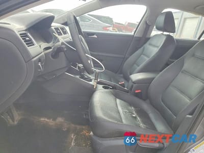 Zdjęcie 7 z 12 samochodu: 2011 VOLKSWAGEN JETTA SE VIN:3VWDX7AJ7BM387396 - miniatura