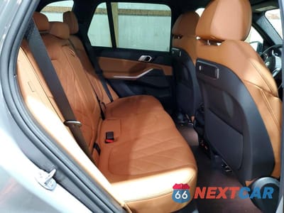 Zdjęcie 11 z 13 samochodu: 2025 BMW X5 XDRIVE40I VIN:5UX23EU07S9Z68441 - miniatura