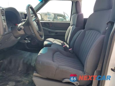 Zdjęcie 7 z 12 samochodu: 2003 CHEVROLET S TRUCK S10 VIN:1GCCS14H938216836 - miniatura