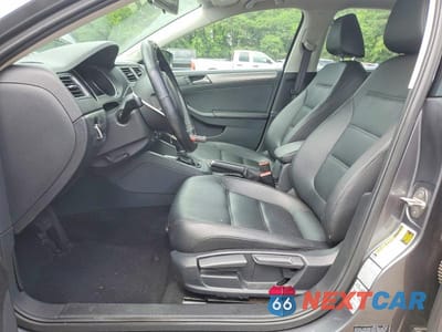 Zdjęcie 7 z 12 samochodu: 2015 VOLKSWAGEN JETTA SE VIN:3VWD07AJ9FM406072 - miniatura