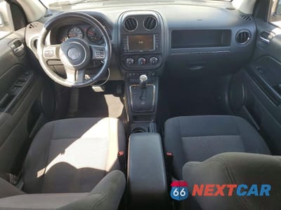 Zdjęcie 8 z 13 samochodu: 2011 JEEP COMPASS SPORT VIN:1J4NF1FB9BD212517 - miniatura