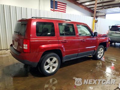 Trzecie zdjęcie samochodu z tyłu: 2013 JEEP PATRIOT LATITUDE VIN:1C4NJRFB1DD192382 - miniatura