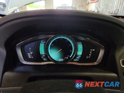 Zdjęcie 9 z 14 samochodu: 2014 VOLVO XC60 3.2 VIN:YV4952DZ5E2544709 - miniatura