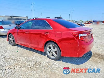 Drugie zdjęcie samochodu z przodu: 2014 TOYOTA CAMRY SE VIN:4T1BF1FK8EU766303 - miniatura