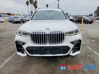Piąte zdjęcie samochodu w środku: 2022 BMW X7 XDRIVE40I VIN:5UXCW2C02N9L47849 - miniatura
