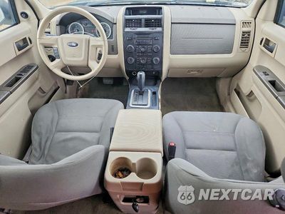 Zdjęcie 8 z 13 samochodu: 2008 FORD ESCAPE XLS VIN:1FMCU02Z58KC97761 - miniatura