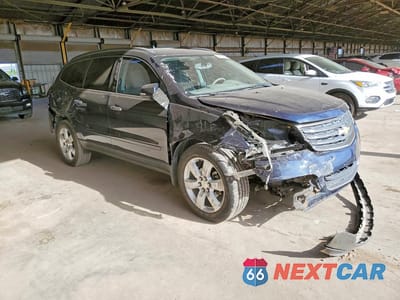 Czwarte zdjęcie samochodu z boku: 2016 CHEVROLET TRAVERSE LT VIN:1GNKRGKD3GJ291855 - miniatura