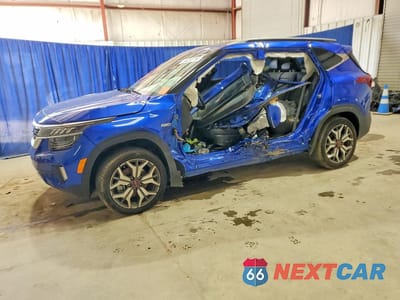 2022 KIA SELTOS SX KNDETCA25N7277580 - główne zdjęcie licytacji z USA - miniatura