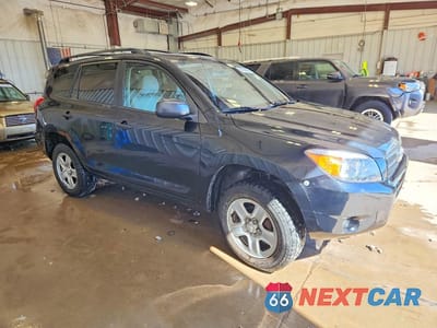 Czwarte zdjęcie samochodu z boku: 2006 TOYOTA RAV4 BASE VIN:JTMBD33V465015909 - miniatura