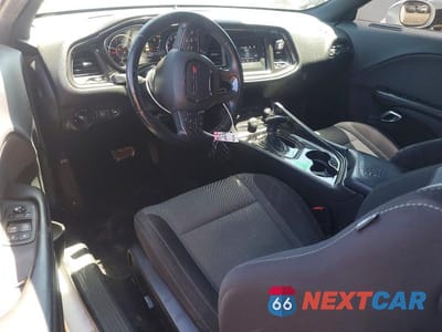 Zdjęcie 8 z 13 samochodu: 2015 DODGE CHALLENGER SXT VIN:2C3CDZAGXFH788778 - miniatura