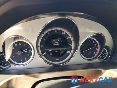 Zdjęcie 9 z 12 samochodu: 2013 MERCEDES-BENZ E 350 VIN:WDDHF5KB9DA689572 - miniatura