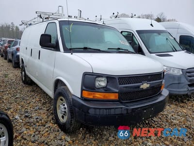 Czwarte zdjęcie samochodu z boku: 2015 CHEVROLET EXPRESS G2500 VIN:1GCWGFCF0F1168393 - miniatura