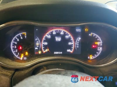 Zdjęcie 9 z 13 samochodu: 2014 JEEP GRAND CHEROKEE LIMITED VIN:1C4RJFBG0EC288772 - miniatura