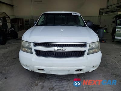 Piąte zdjęcie samochodu w środku: 2011 CHEVROLET TAHOE VIN:1GNSK2E01BR136716 - miniatura