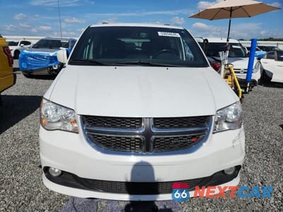 Piąte zdjęcie samochodu w środku: 2018 DODGE GRAND CARAVAN SXT VIN:2C4RDGCG7JR209448 - miniatura