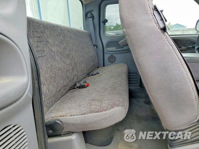 Zdjęcie 10 z 12 samochodu: 2000 DODGE RAM 2500 VIN:3B7KF236XYG143807 - miniatura