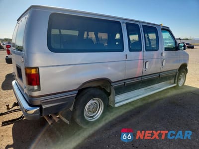 Trzecie zdjęcie samochodu z tyłu: 1994 FORD ECONOLINE E350 VIN:1FMHE31G8RHA46137 - miniatura