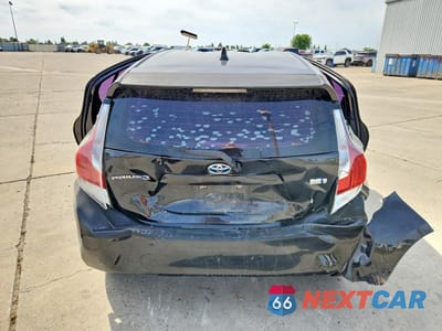 Zdjęcie 6 z 12 samochodu: 2015 TOYOTA PRIUS C THREE VIN:JTDKDTB32F1100769 - miniatura