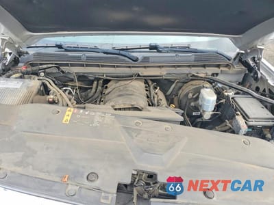 Zdjęcie 11 z 12 samochodu: 2018 CHEVROLET SILVERADO C1500 LT VIN:3GCPCREC6JG613833 - miniatura