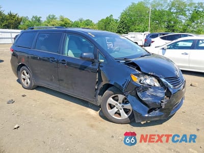 Czwarte zdjęcie samochodu z boku: 2011 TOYOTA SIENNA LE VIN:5TDKK3DC7BS150387 - miniatura