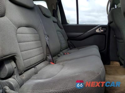 Zdjęcie 11 z 12 samochodu: 2005 NISSAN PATHFINDER XE VIN:5N1AR18W55C748852 - miniatura