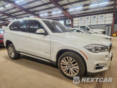 Czwarte zdjęcie samochodu z boku: 2016 BMW X5 XDR40E VIN:5UXKT0C58G0S78614 - miniatura
