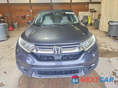 Piąte zdjęcie samochodu w środku: 2018 HONDA CR-V EX VIN:2HKRW2H59JH623008 - miniatura