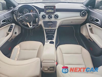 Zdjęcie 8 z 12 samochodu: 2014 MERCEDES-BENZ CLA 250 VIN:WDDSJ4EB6EN043703 - miniatura