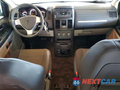Zdjęcie 8 z 13 samochodu: 2008 DODGE GRAND CARAVAN C VIN:1D4HN11H68B176052 - miniatura