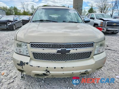 Piąte zdjęcie samochodu w środku: 2007 CHEVROLET SUBURBAN K1500 VIN:3GNFK16Y77G312479 - miniatura