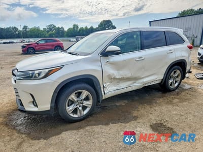 2018 TOYOTA HIGHLANDER LIMITED 5TDYZRFH7JS239554 - główne zdjęcie licytacji z USA - miniatura