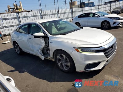 Czwarte zdjęcie samochodu z boku: 2019 HONDA INSIGHT EX VIN:19XZE4F54KE013444 - miniatura