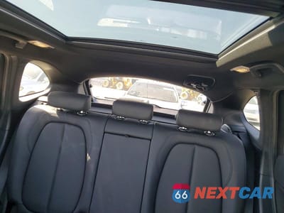 Zdjęcie 10 z 13 samochodu: 2019 BMW X1 XDRIVE28I VIN:WBXHT3C52K5L38852 - miniatura