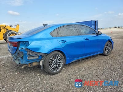Trzecie zdjęcie samochodu z tyłu: 2023 KIA FORTE GT LINE VIN:3KPF54AD2PE611170 - miniatura