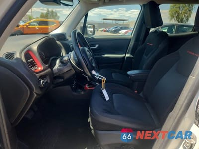 Zdjęcie 7 z 12 samochodu: 2016 JEEP RENEGADE TRAILHAWK VIN:ZACCJBCT2GPD14720 - miniatura
