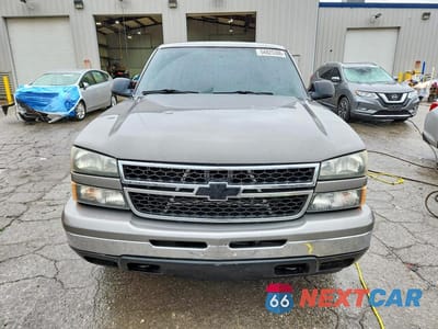 Piąte zdjęcie samochodu w środku: 2006 CHEVROLET SILVERADO K1500 VIN:1GCEK19ZX6Z141640 - miniatura