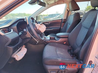 Zdjęcie 7 z 13 samochodu: 2025 TOYOTA RAV4 XLE VIN:2T3P1RFV8SW577456 - miniatura