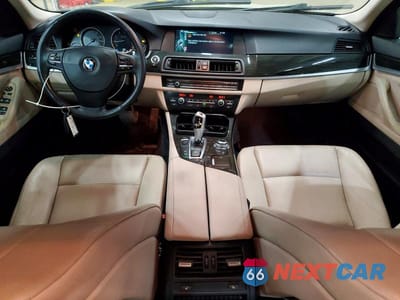 Zdjęcie 8 z 12 samochodu: 2013 BMW 528 XI VIN:WBAXH5C56DDW13831 - miniatura