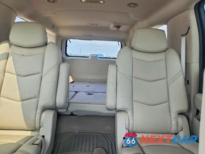 Zdjęcie 10 z 14 samochodu: 2019 CADILLAC ESCALADE ESV LUXURY VIN:1GYS3HKJ1KR226870 - miniatura