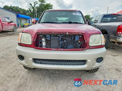 Piąte zdjęcie samochodu w środku: 2001 TOYOTA SEQUOIA SR5 VIN:5TDZT34AX1S030513 - miniatura